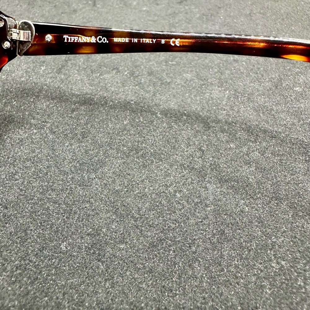 Tiffany & Co. Sunglasses new never worn! - Picture 4 of 5